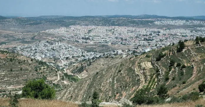 Германия осудила одобрение строительства поселений, назвав это 