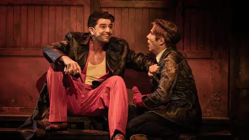 От трагедии к безжалостности: история Питера Рахмана в Театре Камери