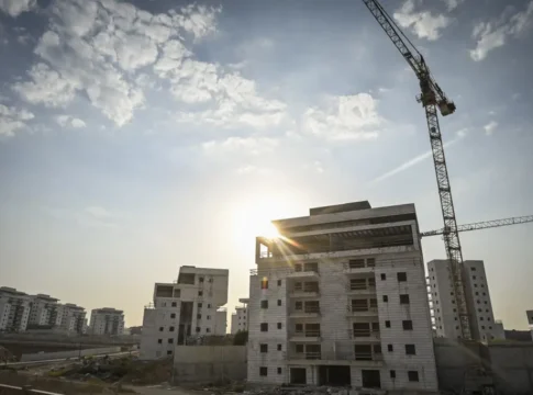 Эксперт: Инфляция – «тихий налог», который обесценивает сбережения граждан