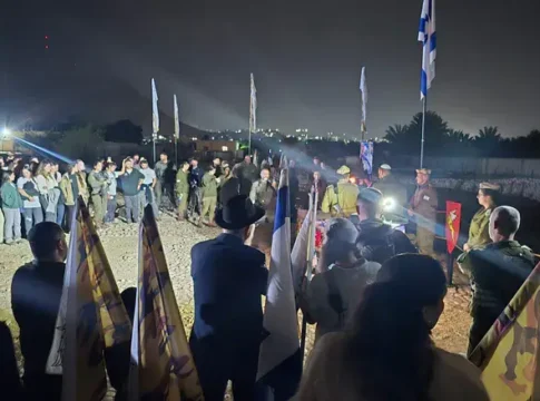 Историческое событие: военнослужащие ЦАХАЛ провели церемонию зажжения ханукальной свечи в Армонах ха-Хашмонаим