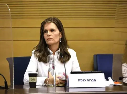 Депутаты Кнессета обвинили Минздрав в пренебрежении данными о реформе детского развития