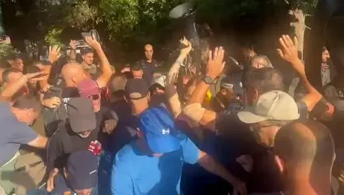 Израильская полиция действовала в рамках закона, запретив флаги 