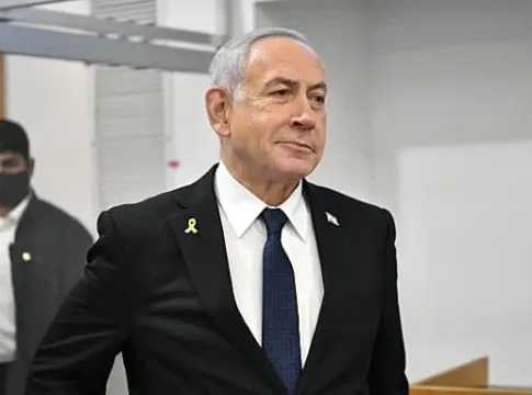 Судебное заседание по делу Нетаниягу прервано из-за звонка из Австралии