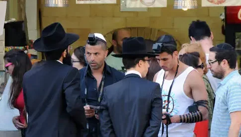 Кнессет одобрил закон о религиозном принуждении: увольнения и лишение бюджета за препятствование молитвам