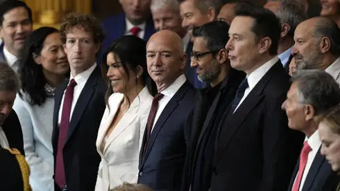 Глава британской разведки: Технологические гиганты стали сильнее государств