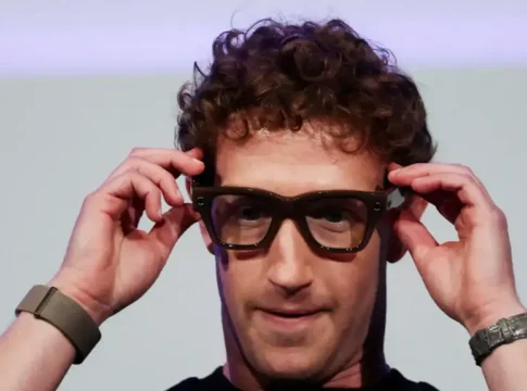 Яхта Марка Цукерберга: 300 миллионов долларов и 40 тонн CO2 в час