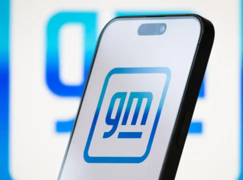 General Motors снова стал лидером продаж в США, обойдя Toyota и Ford