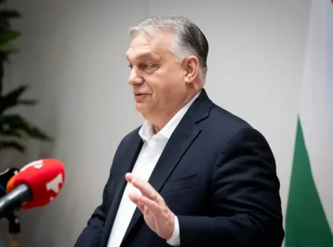 Премьер-министр Венгрии Орбан выразил сомнение в том, кто начал войну в Украине