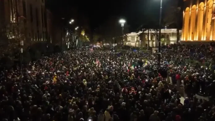 Расследование BBC: Участников протестов в Грузии могли обстрелять газом времен Первой мировой войны