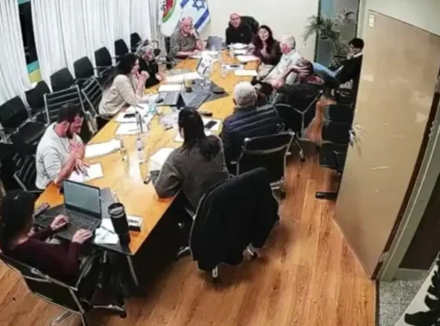 Совет Мейтар возобновил работу после месяцев паралича: утверждены бюджеты и новые проекты