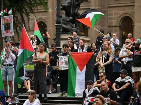 Австралия: Новый закон о борьбе с террором ограничивает оружие и протесты