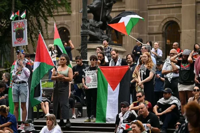 Австралия: Новый закон о борьбе с террором ограничивает оружие и протесты