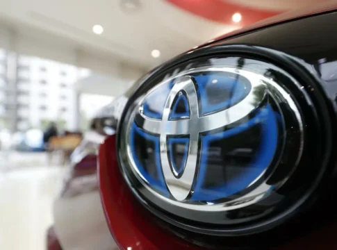 Toyota теряет обороты: производство упало впервые за полгода