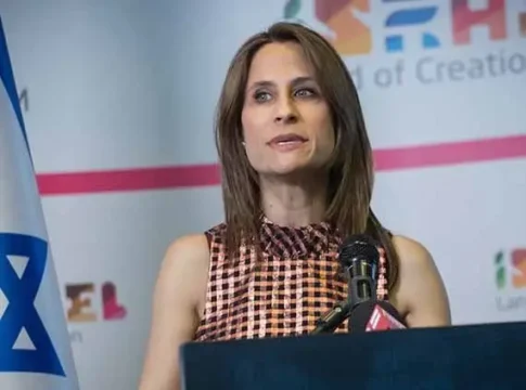 Скандал в Кнессете: Оппозиция обвиняет коалицию в разбазаривании миллиардов и подрыве демократии