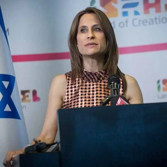 Скандал в Кнессете: Оппозиция обвиняет коалицию в разбазаривании миллиардов и подрыве демократии