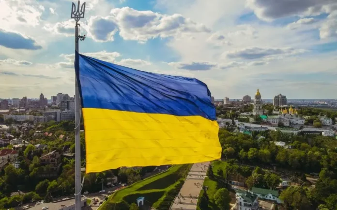 ЕС вливает €2,3 млрд в бюджет Украины