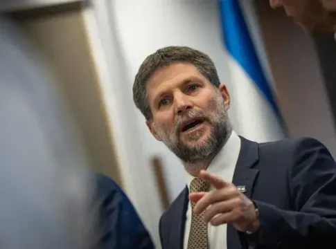 Смотрич угрожает главе Верховного суда: «Раздавим его»