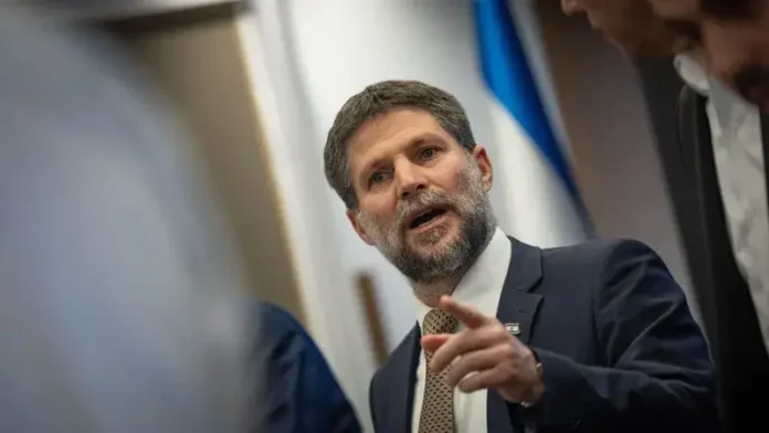 Смотрич угрожает главе Верховного суда: «Раздавим его»