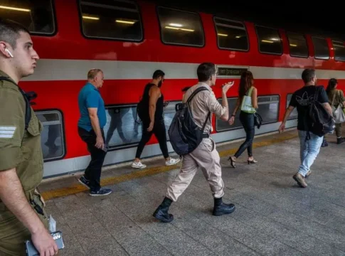 Сбои в работе железных дорог усиливают призывы к приватизации