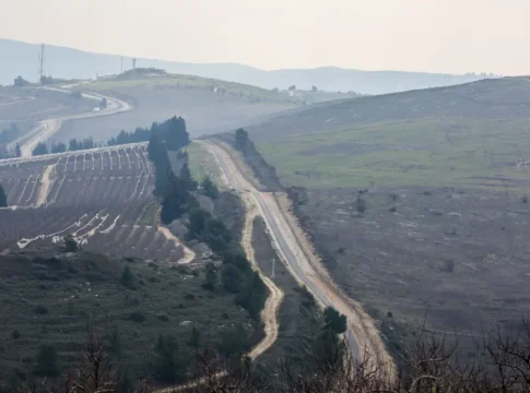 Встреча Израиля и Ливана запланирована на середину декабря, сообщают источники