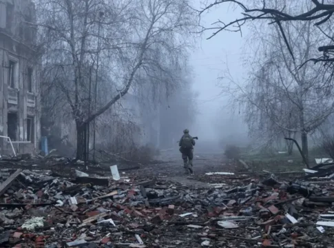 Внутренние разногласия и разобщенность замедляют европейский ответ на Украине в критический момент