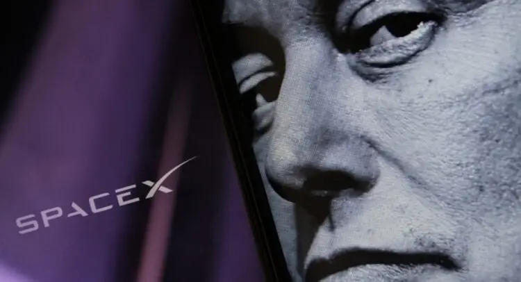 SpaceX планирует продажу акций при оценке компании в 800 миллиардов долларов