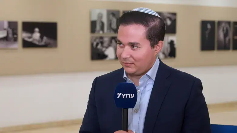 Депутат Кнессета Дан Аилуз требует парламентское расследование по делу о видео из базы ЦАХАЛа в районе Тейман