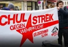 Тысячи учеников в Германии протестуют против нового закона о призыве в армию Тысячи учеников в Германии протестуют против нового закона о призыве в армию