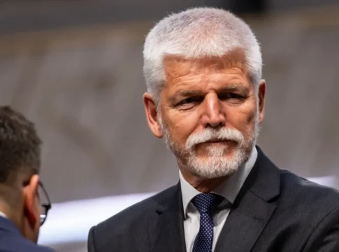 Президент Чехии: Европа может быть вынуждена сбивать российские самолеты и беспилотники