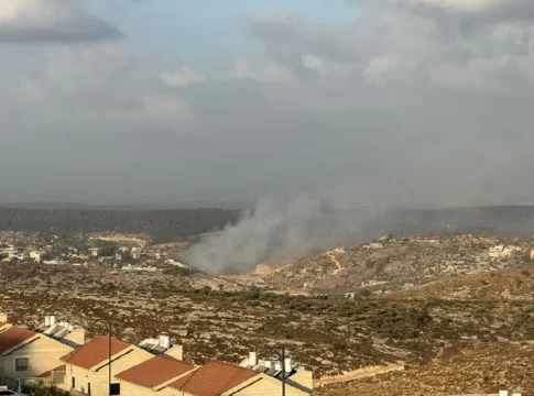 Мэрия Модиина борется с загрязнением воздуха от пожаров в Палестинской автономии