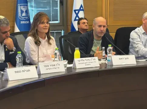 В Кнессете прошло мероприятие в честь раненых военнослужащих и жертв террора: 