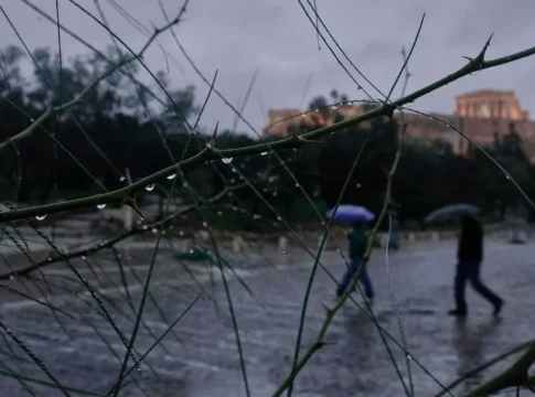 Эксперт предупреждает о приближении мощной бури 