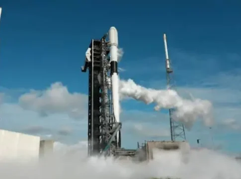 Жители Флориды могут услышать звуковые удары во время запуска ракеты SpaceX