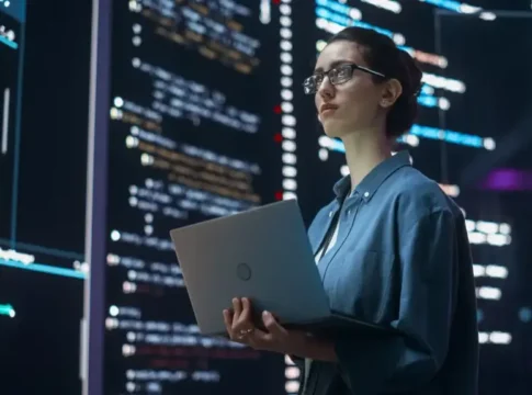 ИИ заменит вашего босса? Японские компании уже создают цифровые копии менеджеров