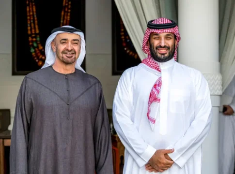 Саудовская Аравия и ОАЭ на грани войны: США между двух огней