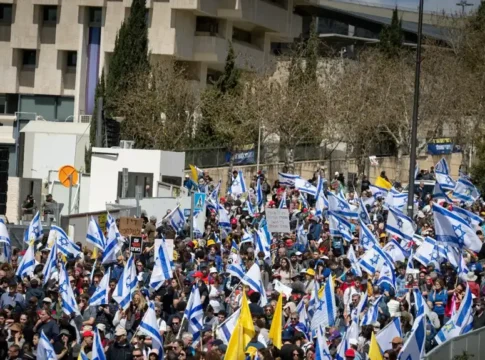 Протест выходит из тени: активисты готовят «народную блокаду» Кнессета