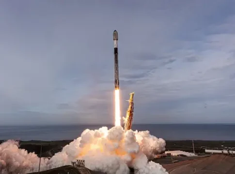 SpaceX вывела на орбиту 25 спутников Starlink