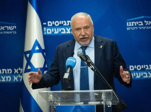 Либерман: «Блок служащих» победит, если представит единую альтернативу