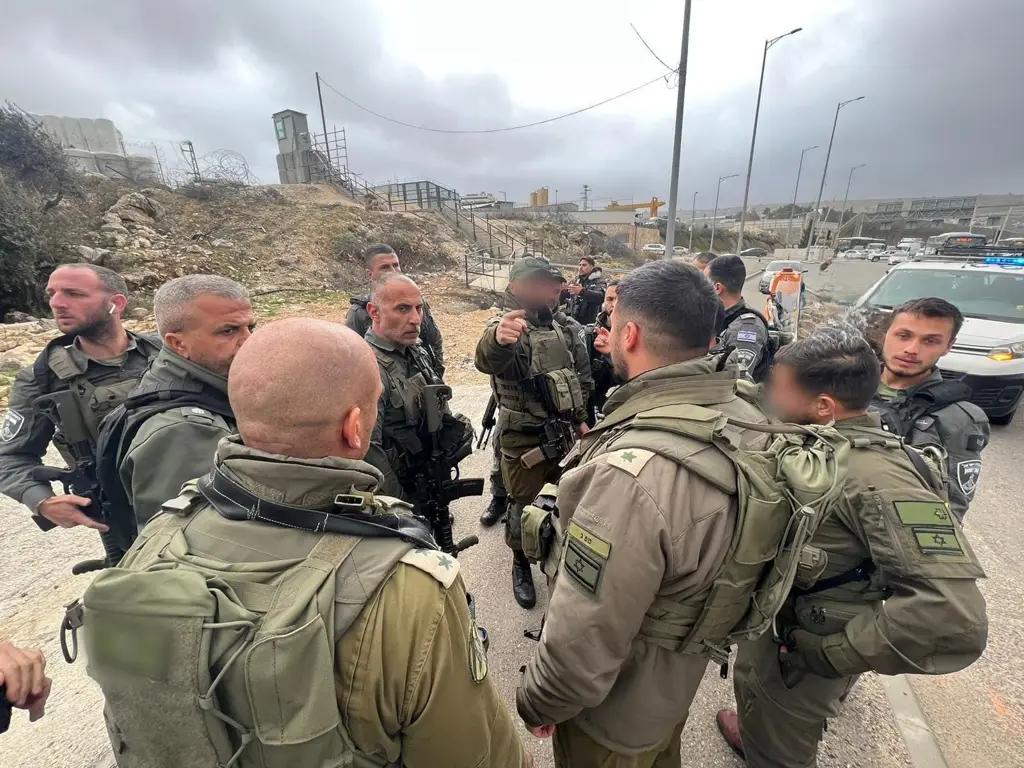 Попытка теракта на КПП "Тоннели": террорист нейтрализован