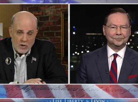 Верховный суд США: иммиграционные дела не должны затягиваться