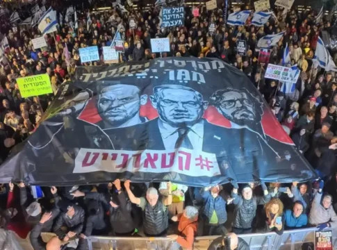 Протесты усиливают хаос: как оппозиция готовит победу на выборах 2026