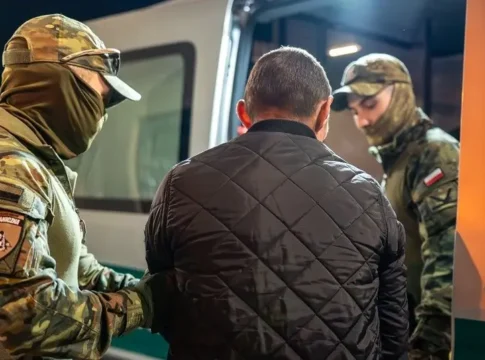 Польша удвоила депортации: более 2100 иностранцев высланы силой за год