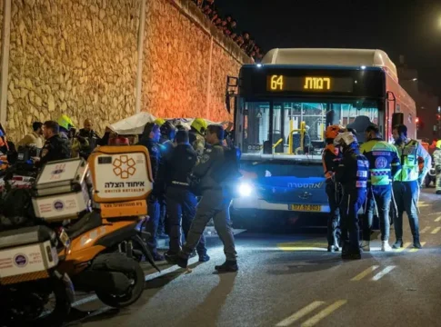 Водитель автобуса, сбивший подростка в Иерусалиме, обвиняется в умышленном убийстве