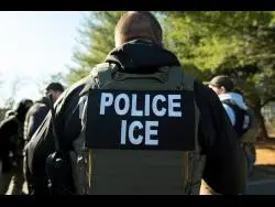 США депортировали криминальных мигрантов из Карибского бассейна, включая граждан Ямайки