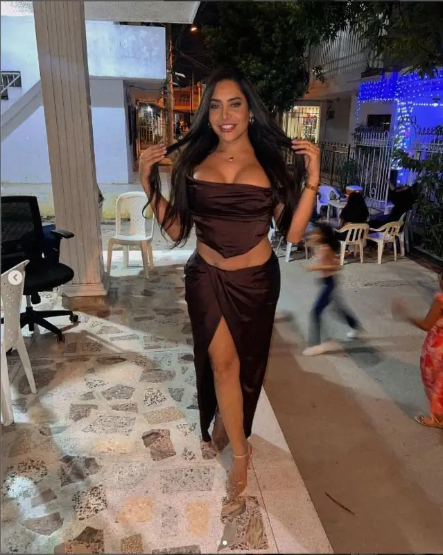 Скандал с трансгендером всплыл у президента Колумбии после угроз Трампу