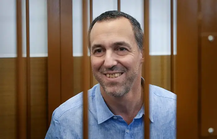 Россия обменяла баскетболиста Касаткина на французского «шпиона» Винатье