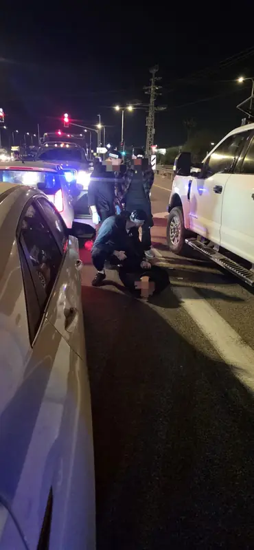 В Ашкелоне задержали машину с пистолетом и четырьмя подозреваемыми