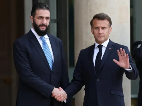 Макрон: Франция поддерживает суверенную и стабильную Сирию