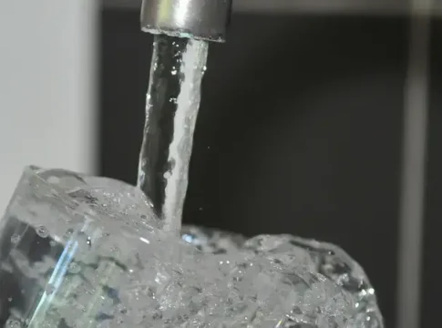 800 тысяч без воды: 