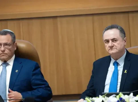 Иерусалим готовится к ЧС: инструкции по безопасности доставят в каждый дом